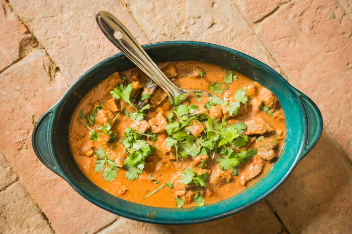 How to cook a beef curry