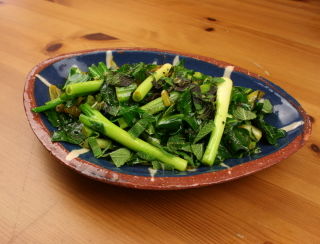 Piyaz Gobhi with Spring Greens, Spring Onions and Mint