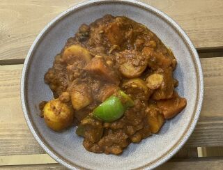 Root Vegetable & Chickpea Rogan Josh 