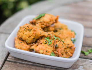 Air Fryer Onion Bhajias 